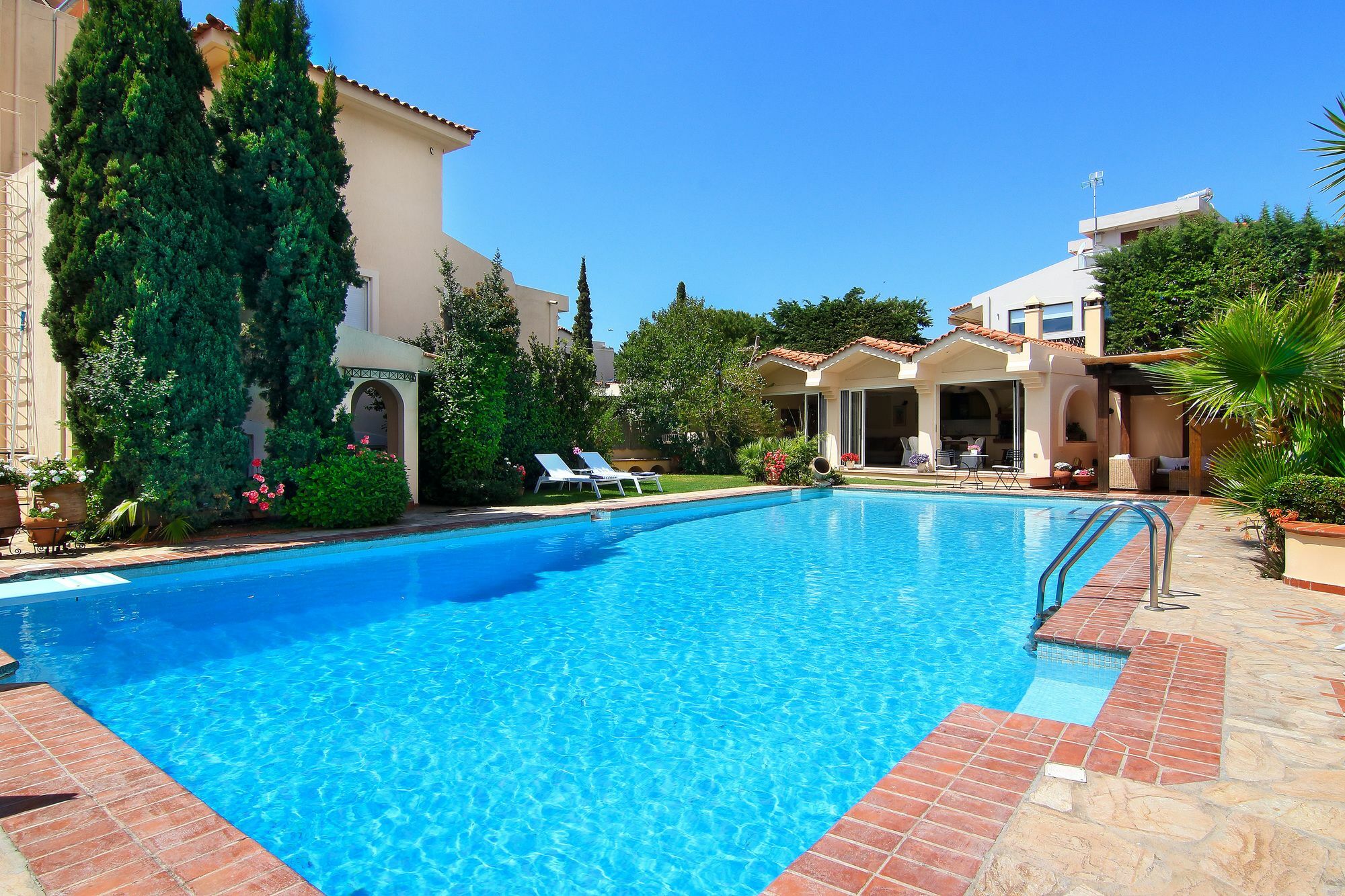 Oasis Pool House By Ghh Villa Lagonisi Bagian luar foto